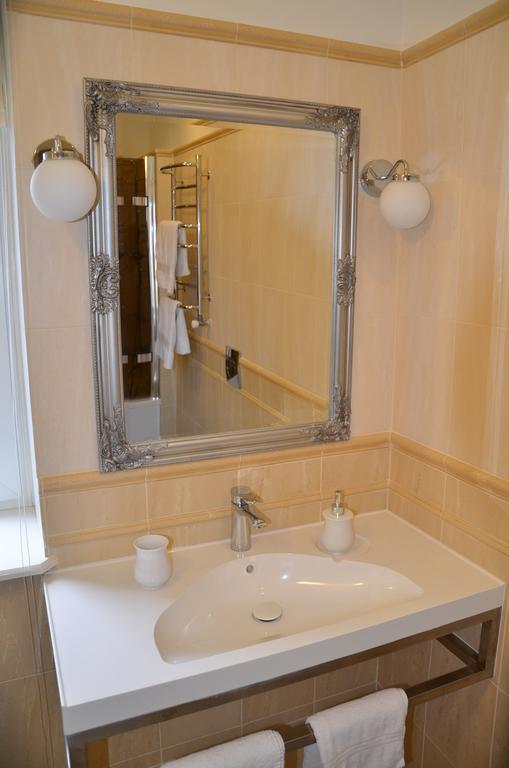 Hotel MP Lemberg Zimmer foto