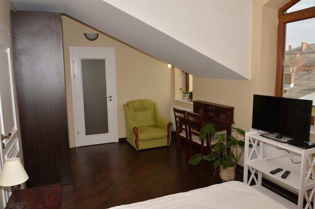 Hotel MP Lemberg Zimmer foto